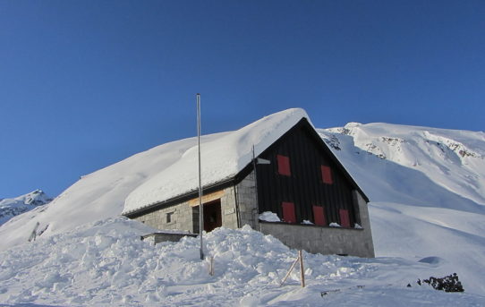 Vermighelhütte (2'042 m)